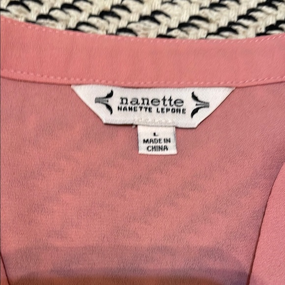 💗NWT💗 Long Sleeve Button Down Blouse - Picture 3 of 9